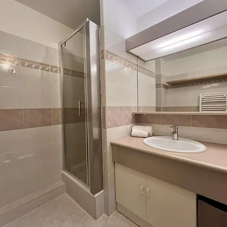 Fs280-472 Appt 2 Pieces 4 Personnes Fréjus